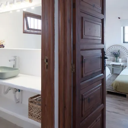 Estrella Villa *